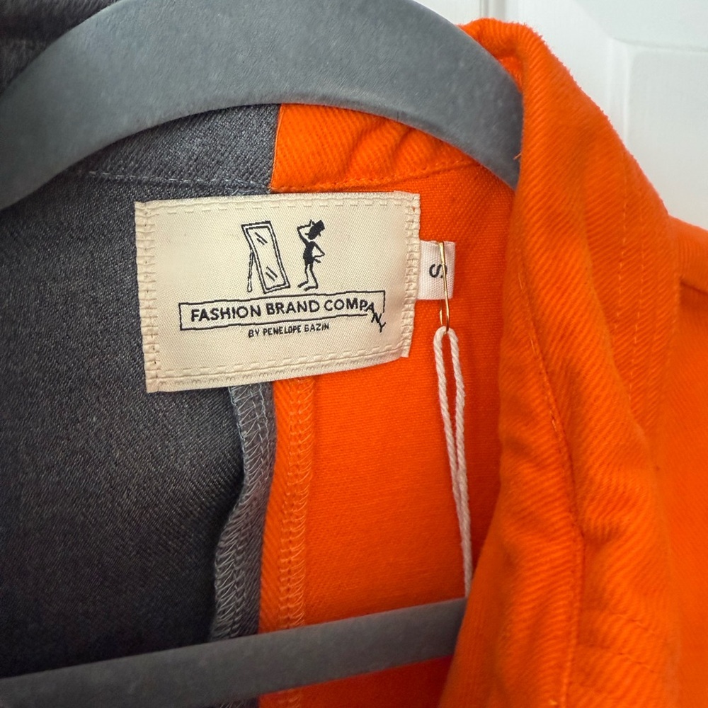FASHION BRAND COMPANY Director Jumpsuit Orange and Grey Size Small - Picture 6 of 6